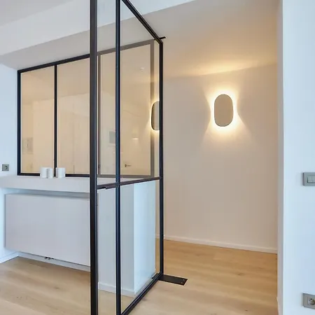 Apartment Ensor I